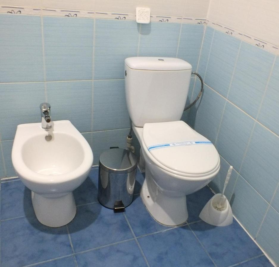 Vorontsovskiy Hotel Melitopol Bagian luar foto