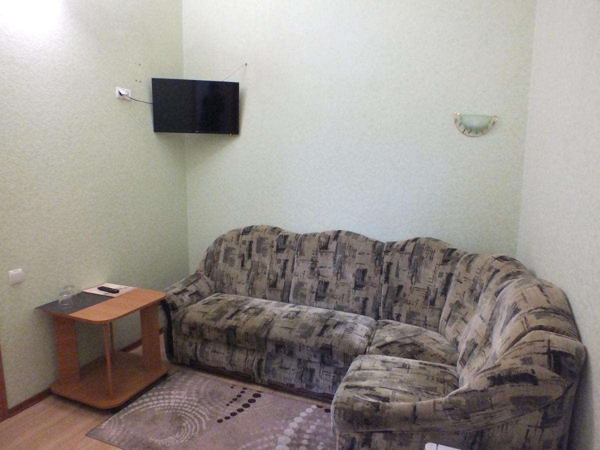 Vorontsovskiy Hotel Melitopol Bagian luar foto