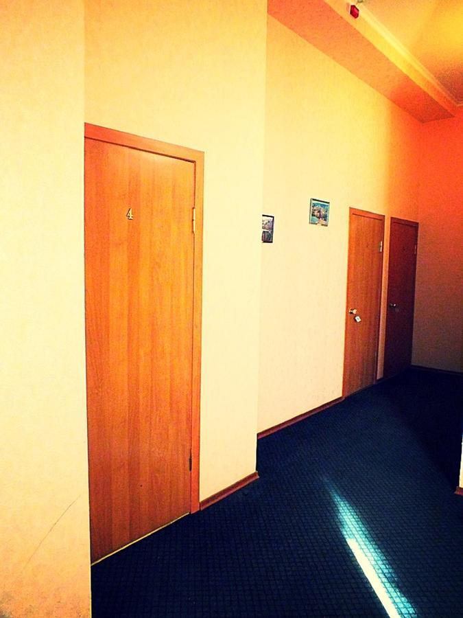 Vorontsovskiy Hotel Melitopol Bagian luar foto